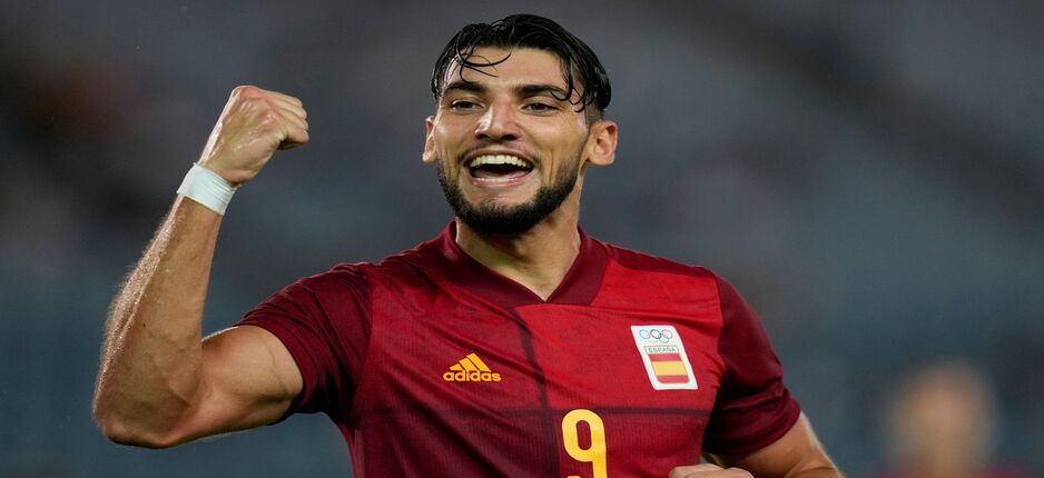 Valencia: Rafa Mir Denies Sexual Assault Allegations