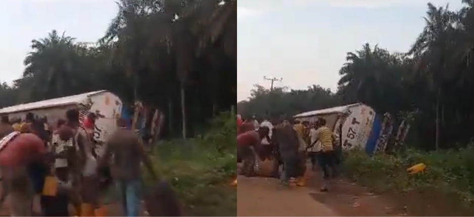 Residents Scoop Fuel From Fallen Tanker In Cross Rivers