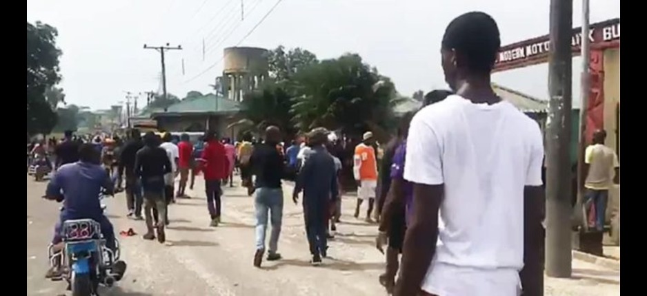 RIVERS LG POLL: Protesters Storm RSIEC office As Election Tension Escalates